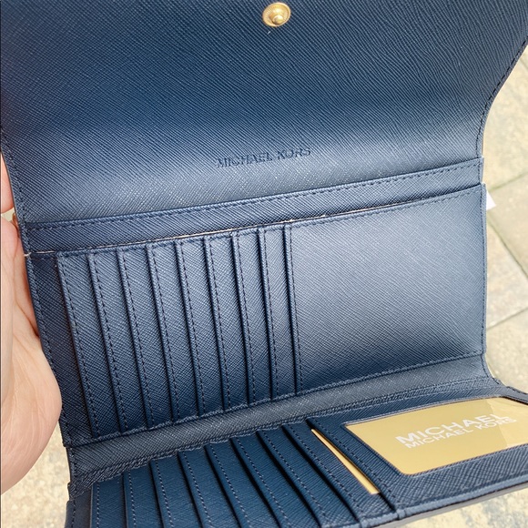 Gaby’sBags👜💕-Michael Kors trifold wallet blue - Picture 3 of 3